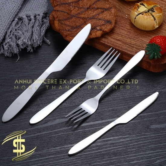 vente chaude 304 Ensemble de couteaux et fourchettes à steak en acier inoxydable 